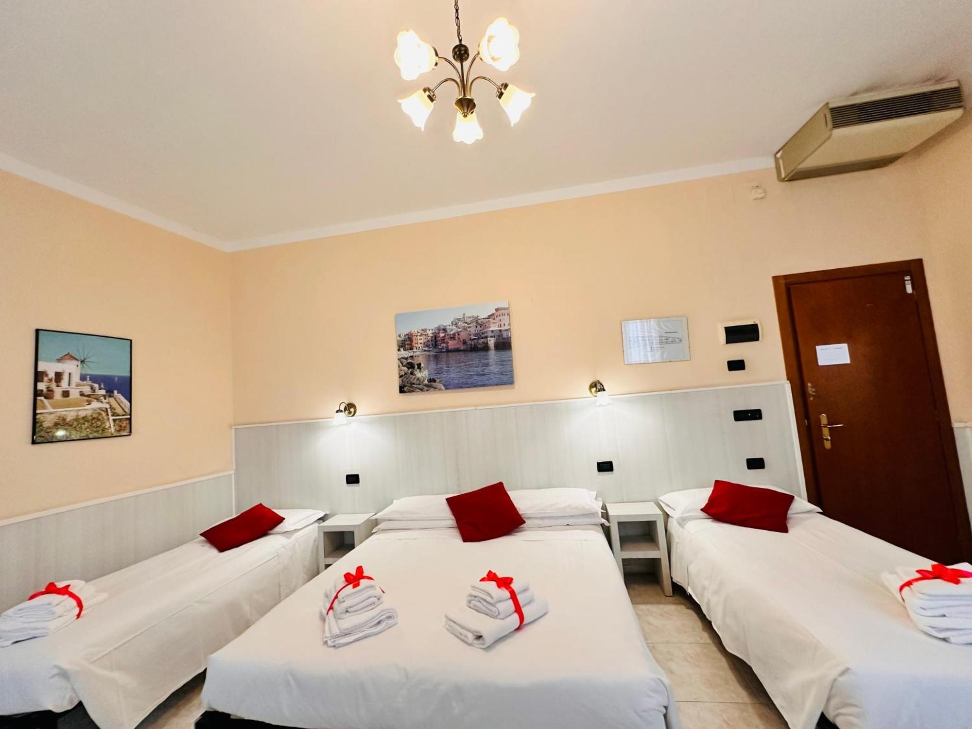 Hotel Galata Genoa Bagian luar foto