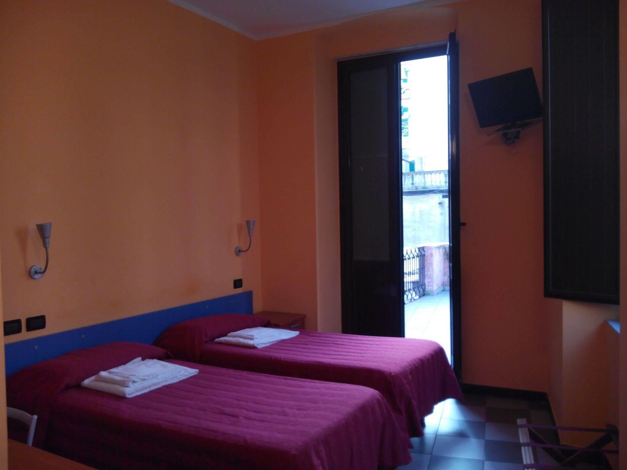 Hotel Galata Genoa Bagian luar foto